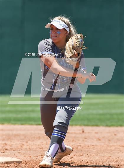 Thumbnail 2 in MacArthur [Douglas] vs O'Connor (UIL 6A Bi District) photogallery.