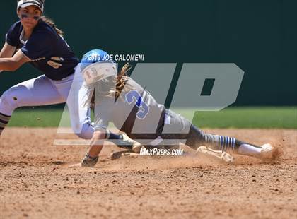 Thumbnail 1 in MacArthur [Douglas] vs O'Connor (UIL 6A Bi District) photogallery.