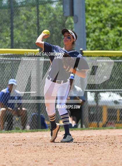 Thumbnail 1 in MacArthur [Douglas] vs O'Connor (UIL 6A Bi District) photogallery.