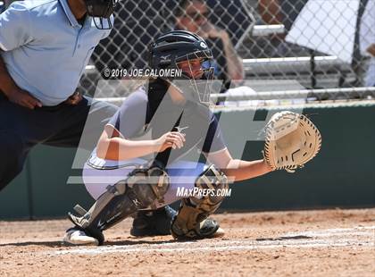 Thumbnail 3 in MacArthur [Douglas] vs O'Connor (UIL 6A Bi District) photogallery.