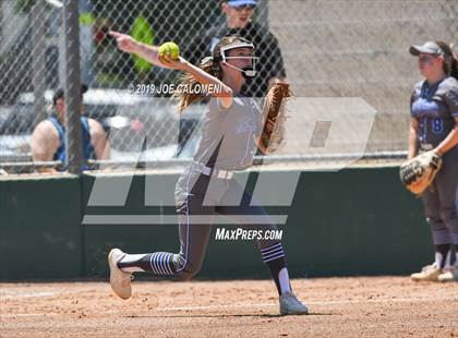 Thumbnail 3 in MacArthur [Douglas] vs O'Connor (UIL 6A Bi District) photogallery.