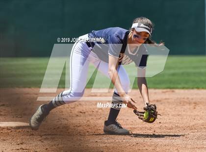 Thumbnail 2 in MacArthur [Douglas] vs O'Connor (UIL 6A Bi District) photogallery.