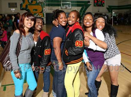 Thumbnail 2 in Poly vs. Dominguez (CIF SS D1 Playoffs) photogallery.