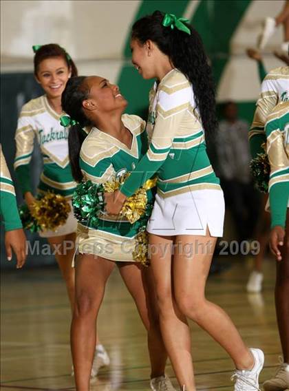 Thumbnail 2 in Poly vs. Dominguez (CIF SS D1 Playoffs) photogallery.