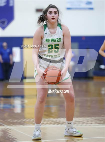 Thumbnail 2 in Waterford vs Newark Catholic (OHSAA D4 Regional Semifinal) photogallery.