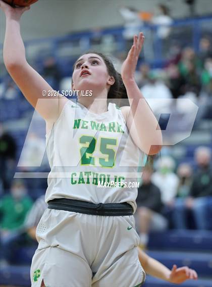 Thumbnail 2 in Waterford vs Newark Catholic (OHSAA D4 Regional Semifinal) photogallery.