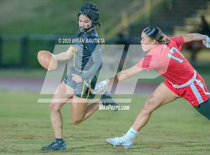 Thumbnail 3 in Nanakuli vs Kahuku (OIA Quarterfinals) photogallery.
