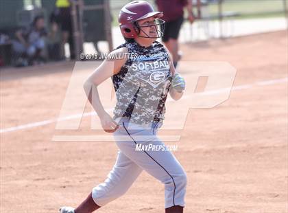 Thumbnail 3 in Miami vs. Ganado photogallery.