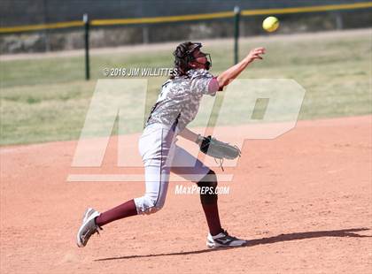 Thumbnail 3 in Miami vs. Ganado photogallery.