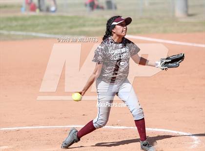 Thumbnail 3 in Miami vs. Ganado photogallery.