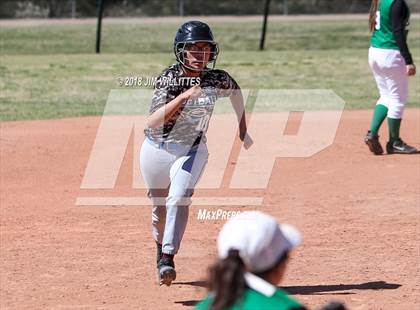 Thumbnail 1 in Miami vs. Ganado photogallery.