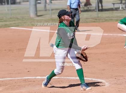 Thumbnail 1 in Miami vs. Ganado photogallery.