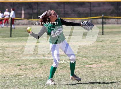 Thumbnail 2 in Miami vs. Ganado photogallery.