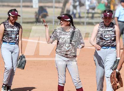 Thumbnail 2 in Miami vs. Ganado photogallery.