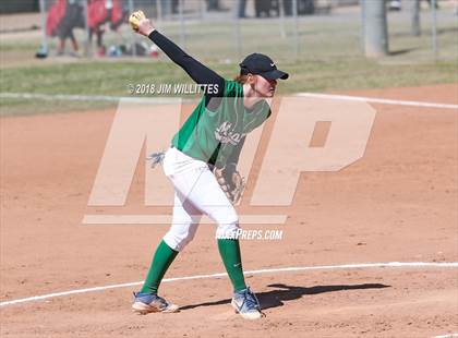 Thumbnail 3 in Miami vs. Ganado photogallery.