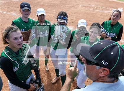 Thumbnail 3 in Miami vs. Ganado photogallery.