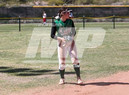 Thumbnail 3 in Miami vs. Ganado photogallery.