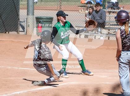 Thumbnail 1 in Miami vs. Ganado photogallery.