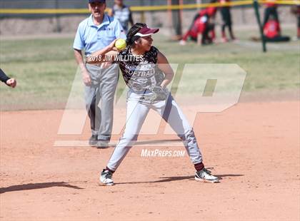Thumbnail 1 in Miami vs. Ganado photogallery.
