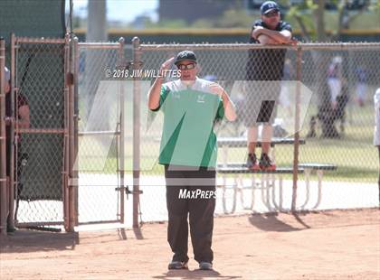 Thumbnail 1 in Miami vs. Ganado photogallery.