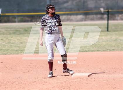 Thumbnail 1 in Miami vs. Ganado photogallery.