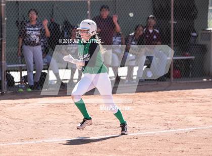 Thumbnail 2 in Miami vs. Ganado photogallery.