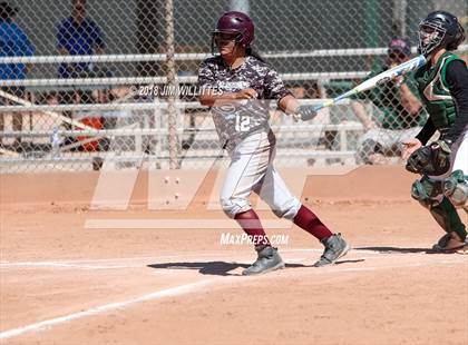 Thumbnail 1 in Miami vs. Ganado photogallery.
