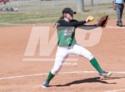 Thumbnail 1 in Miami vs. Ganado photogallery.