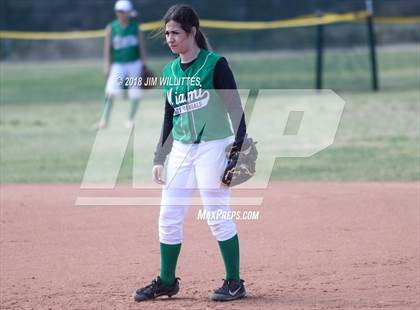 Thumbnail 3 in Miami vs. Ganado photogallery.