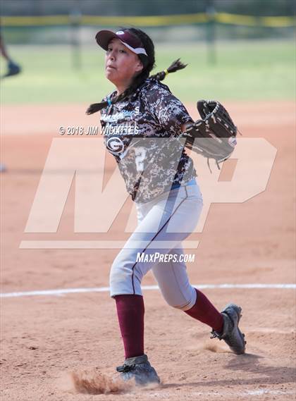 Thumbnail 1 in Miami vs. Ganado photogallery.