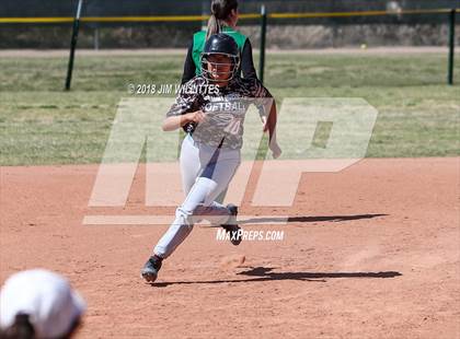 Thumbnail 3 in Miami vs. Ganado photogallery.