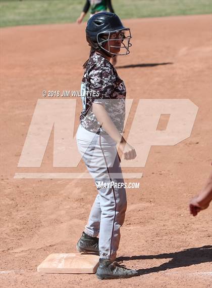Thumbnail 3 in Miami vs. Ganado photogallery.