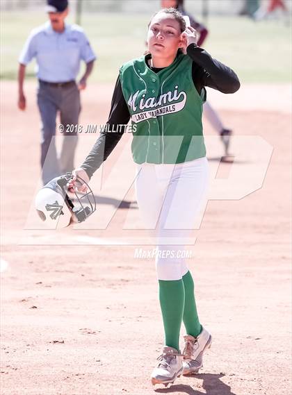 Thumbnail 2 in Miami vs. Ganado photogallery.