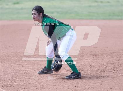 Thumbnail 1 in Miami vs. Ganado photogallery.
