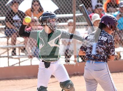 Thumbnail 3 in Miami vs. Ganado photogallery.