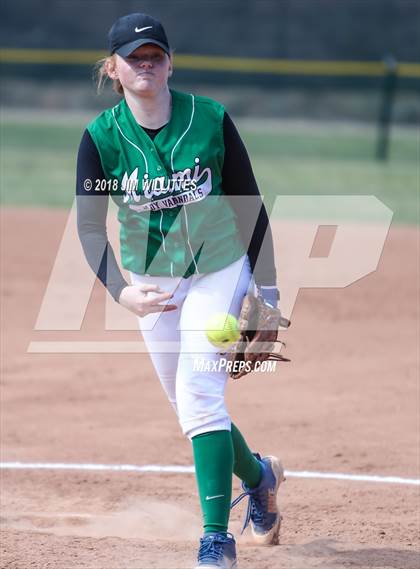 Thumbnail 1 in Miami vs. Ganado photogallery.