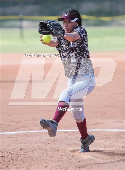 Thumbnail 2 in Miami vs. Ganado photogallery.