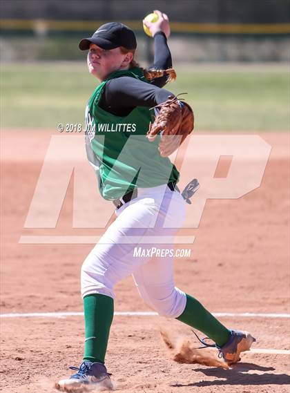Thumbnail 1 in Miami vs. Ganado photogallery.