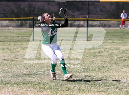 Thumbnail 3 in Miami vs. Ganado photogallery.