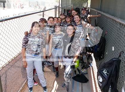 Thumbnail 3 in Miami vs. Ganado photogallery.