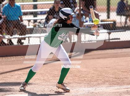 Thumbnail 2 in Miami vs. Ganado photogallery.