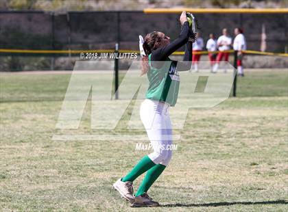 Thumbnail 1 in Miami vs. Ganado photogallery.