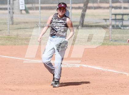 Thumbnail 1 in Miami vs. Ganado photogallery.