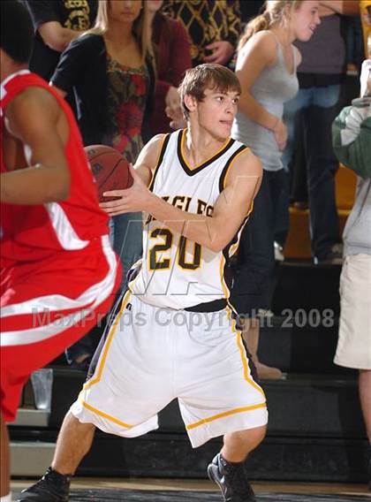 Thumbnail 3 in Mira Loma vs. Del Oro (Del Oro Invitational) photogallery.