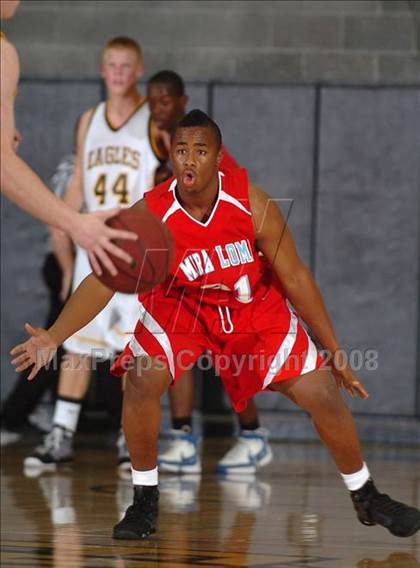 Thumbnail 2 in Mira Loma vs. Del Oro (Del Oro Invitational) photogallery.