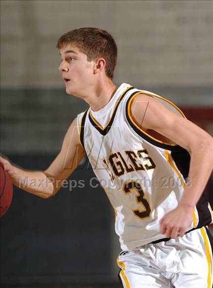 Thumbnail 2 in Mira Loma vs. Del Oro (Del Oro Invitational) photogallery.