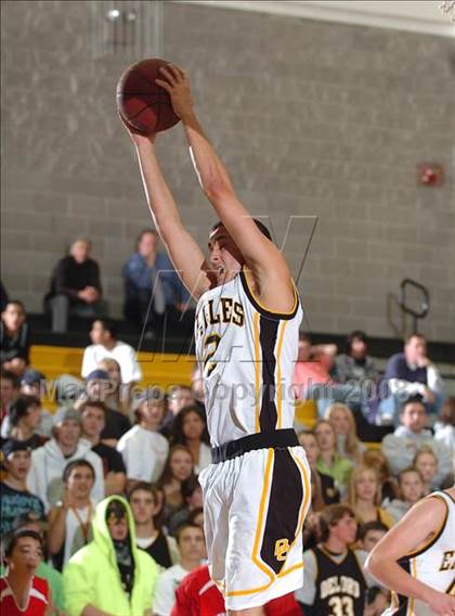 Thumbnail 3 in Mira Loma vs. Del Oro (Del Oro Invitational) photogallery.