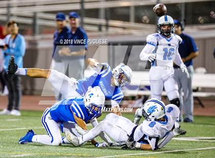 Thumbnail 1 in Burbank vs. Crescenta Valley photogallery.
