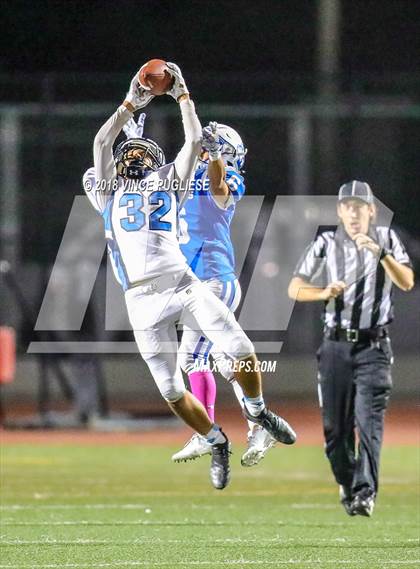 Thumbnail 2 in Burbank vs. Crescenta Valley photogallery.