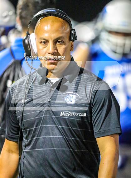 Thumbnail 1 in Burbank vs. Crescenta Valley photogallery.
